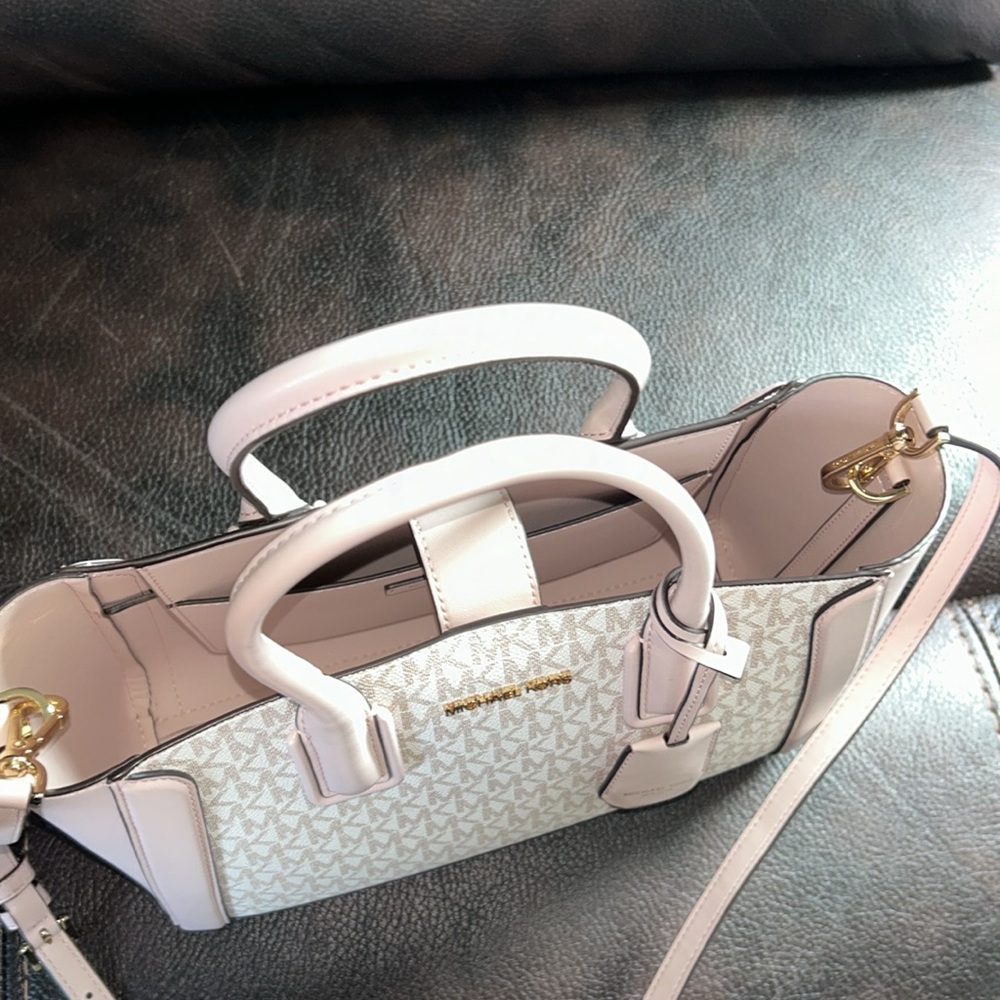 Michael Kors Tote - Picture 6 of 13